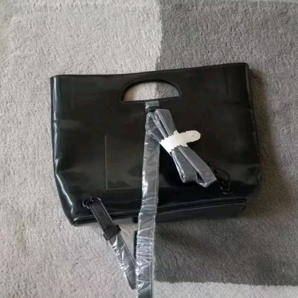 Black Vegan Backpack - Urban Outfitters (100% New) - Picture 2 of 5